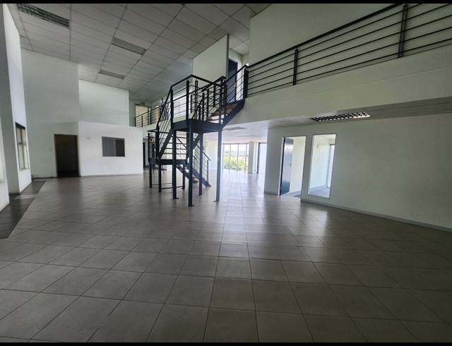 367M² OFFICE TO LET IN ALLANDALE